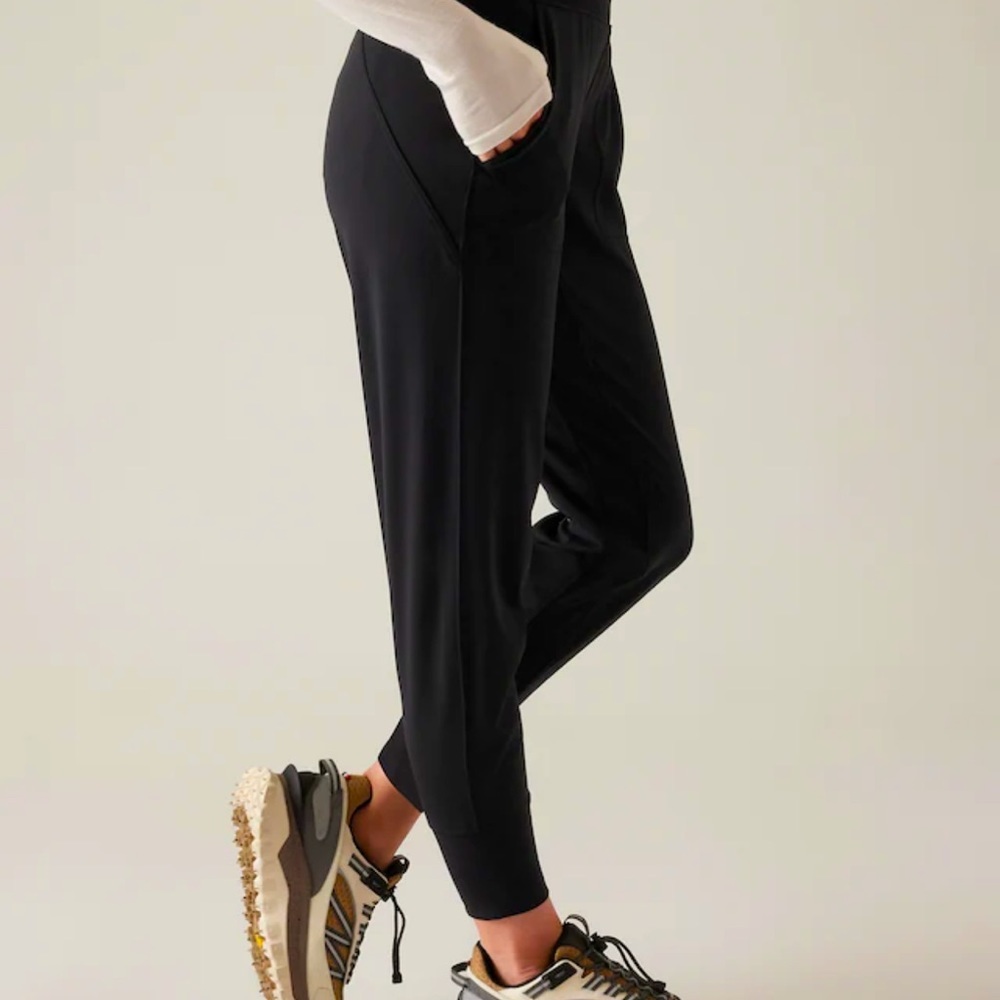 NWT Athleta Venice Jogger - Picture 5 of 8